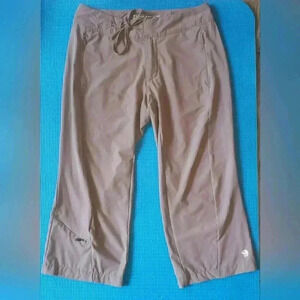 Mountain Hardwear capris .